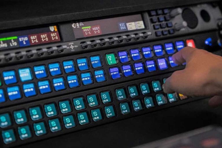 Elgato launches a giant Stream Deck for professionals  PCWorld