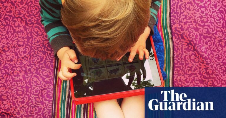 Swedish Health Authority Imposes New Screen Time Guidelines for Children